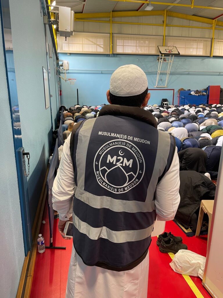 Organisation d’un temps de prière avec les bénévoles M2M